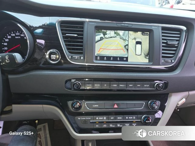 Kia The New Carnival 2018 Серебряный из Кореи, фото 6