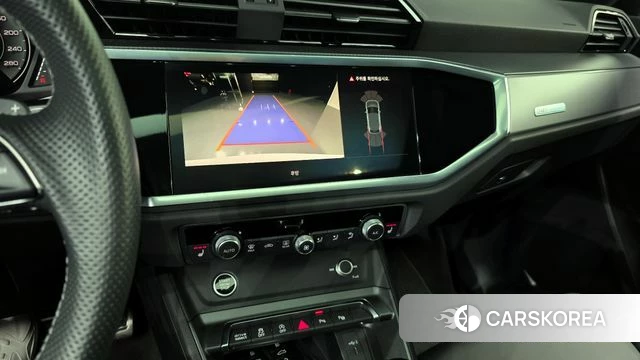 Audi Q3 (F3) 2023 Белый из Кореи, фото 6