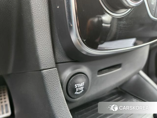 Renault Korea (Samsung) Clio 2019 Черный из Кореи, фото 6