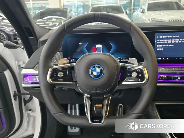 BMW 7 Series (G70) 2024 Белый из Кореи, фото 6