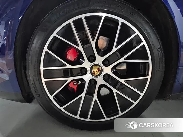 Porsche Taycan 2021 Синий из Кореи, фото 6