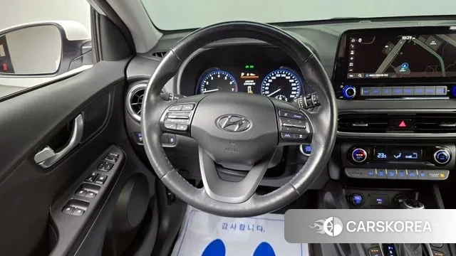 Hyundai The New Kona 2021 Белый из Кореи, фото 6