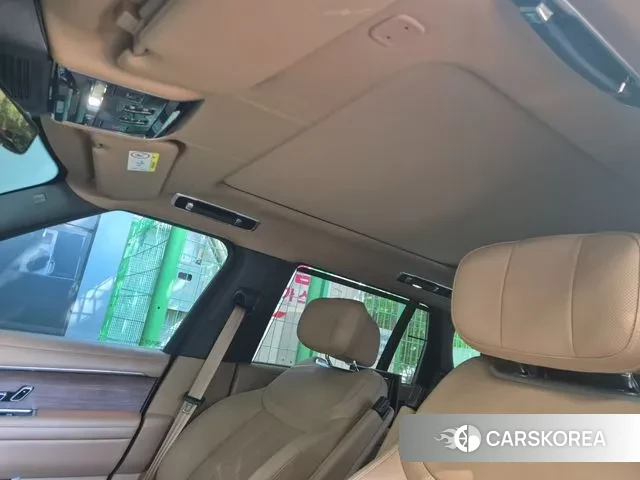 Land Rover Range Rover 5th Generation 2025 Золотой из Кореи, фото 6