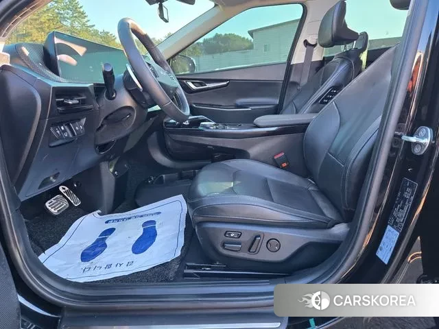 Kia EV6 2022 Черный из Кореи, фото 6