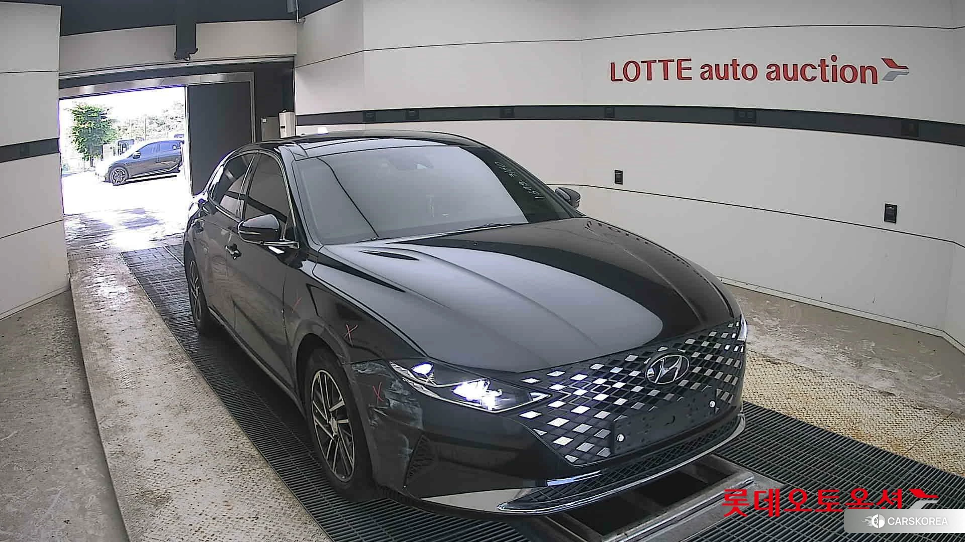 Hyundai Grandeur 2023 Черный из Кореи, фото 6