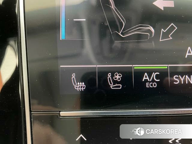 Audi Q7 2023 Черный из Китая, фото 6