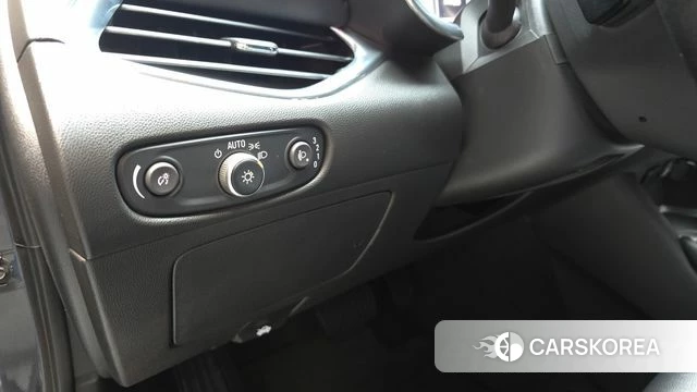 Chevrolet (GM Daewoo) All New Malibu 2018 Серый из Кореи, фото 6