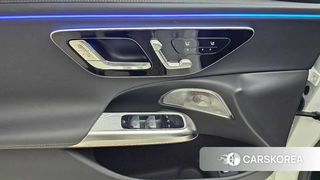 Mercedes-Benz E-Class W214 2025 Белый из Кореи, фото 6