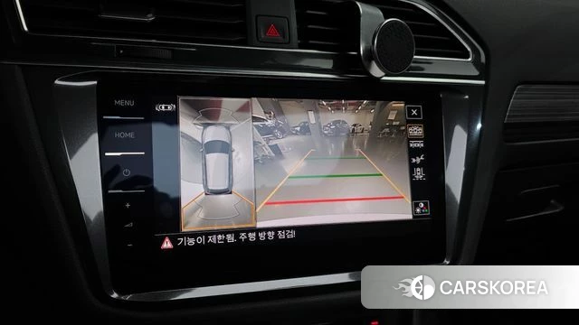 Volkswagen Tiguan Allspace 2023 Белый из Кореи, фото 6