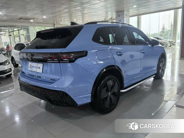 Volkswagen Tiguan L 2024 Синий из Китая, фото 6