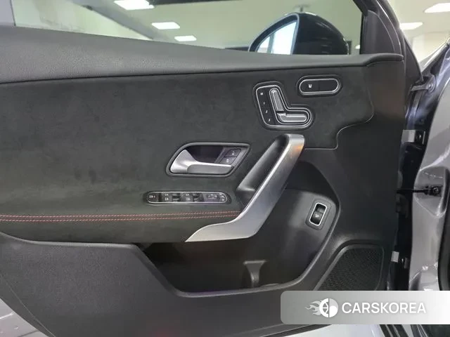 Mercedes-Benz A-Class W177 2021 Серый из Кореи, фото 6