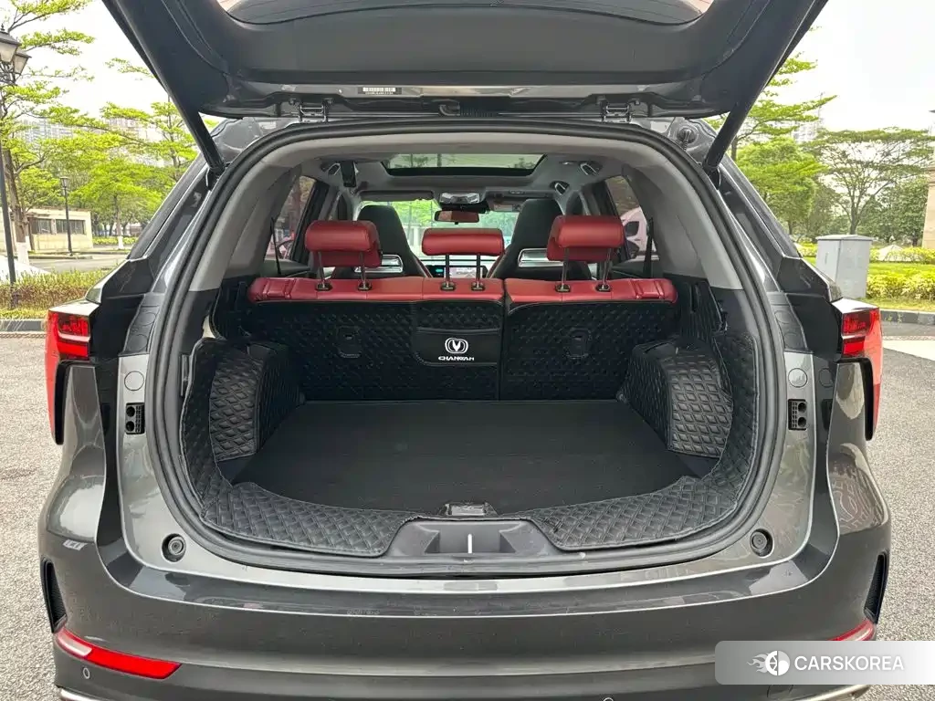 Chang'an CS75PLUS 2023 Silver/gray из Китая, фото 6