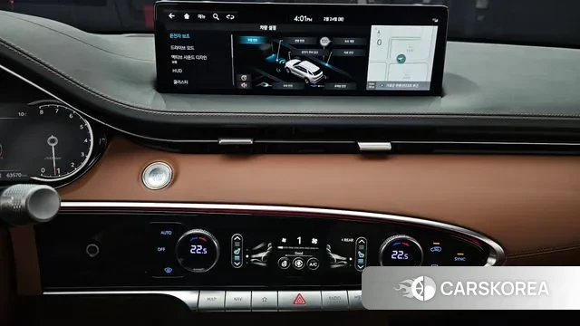 Genesis GV70 2022 Серебристо-серый из Кореи, фото 6