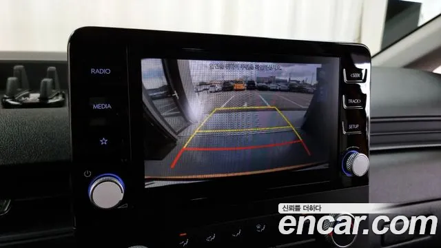 Hyundai Staria 2023 Желтый из Кореи, фото 6