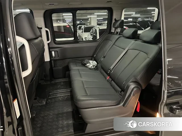 Hyundai Staria 2024 Черный из Кореи, фото 6