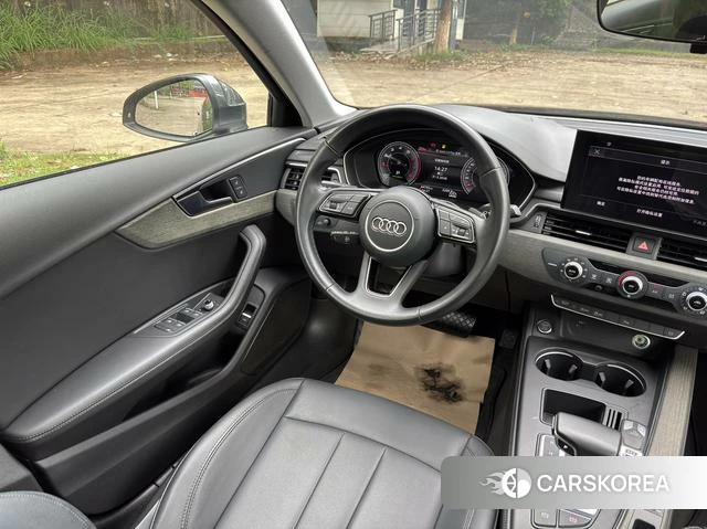 Audi A4L 2023 Темно-серый из Китая, фото 6