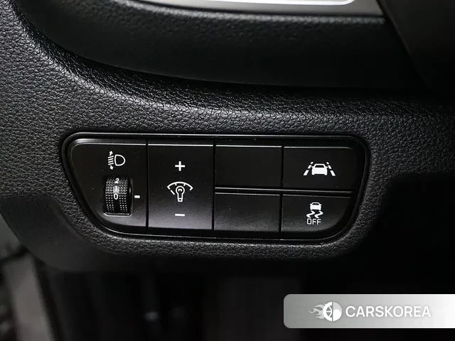 Kia Seltos 2020 Серебристо-серый из Кореи, фото 6