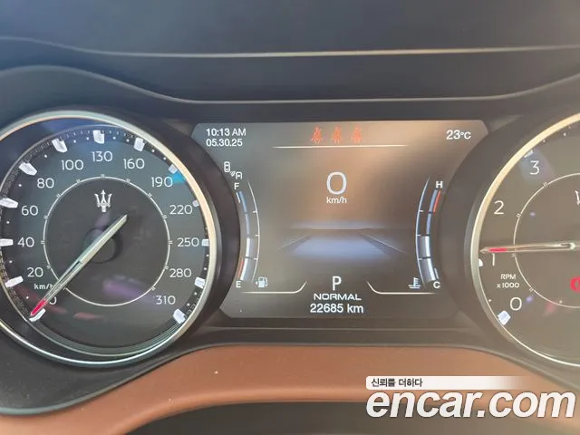 Maserati Ghibli 2022 Серебристо-серый из Кореи, фото 6