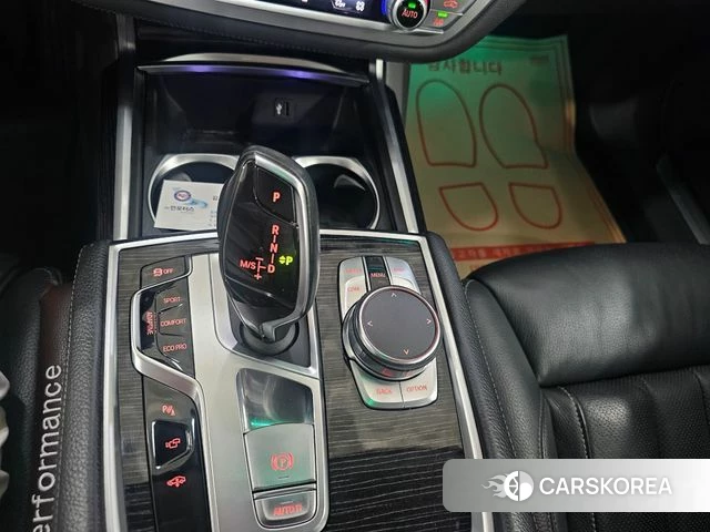 BMW 7 Series (G11) 2018 Черный из Кореи, фото 6