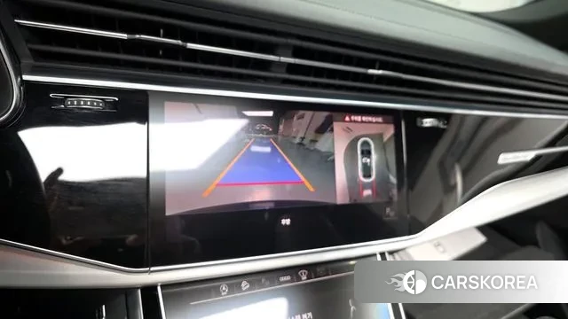 Audi Q8 (4M) 2022 Синий из Кореи, фото 6