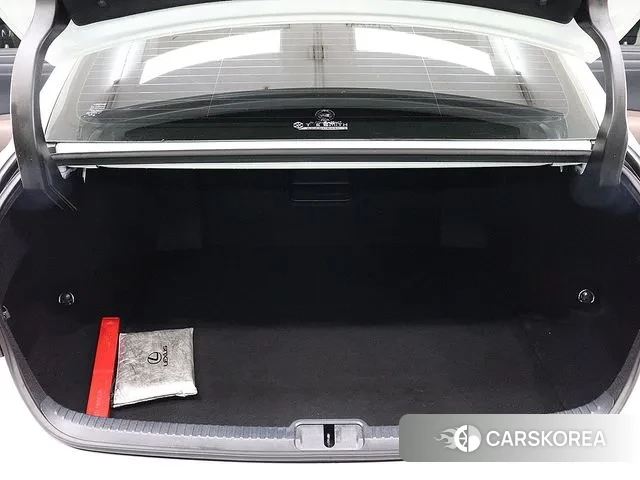 Lexus ES300h 7th generation 2024 Белый из Кореи, фото 6