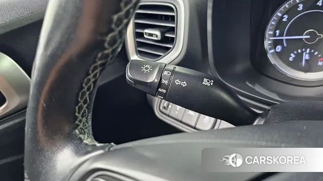 Hyundai Venue 2019 Белый из Кореи, фото 6