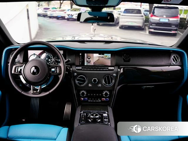 Rolls-Royce Cullinan 2021 Черный из Китая, фото 6