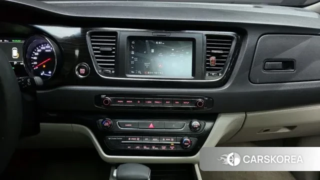 Kia The New Carnival 2018 Серый из Кореи, фото 6