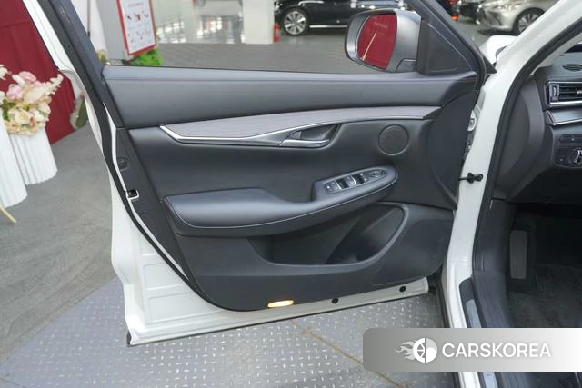 Infiniti QX50 2021 Белый из Китая, фото 6