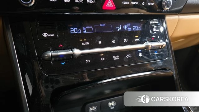 Kia Carnival 4th generation 2023 Белый из Кореи, фото 6