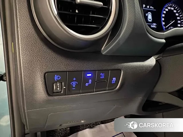 Hyundai Kona 2018 Небесно-голубой из Кореи, фото 6