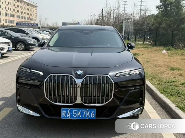 BMW 7 series 2024 Черный из Китая, фото 6