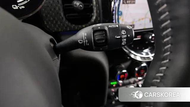 Mini Cooper Electric 2023 Черный из Кореи, фото 6