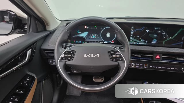 Kia EV6 2022 Серебристо-серый из Кореи, фото 6