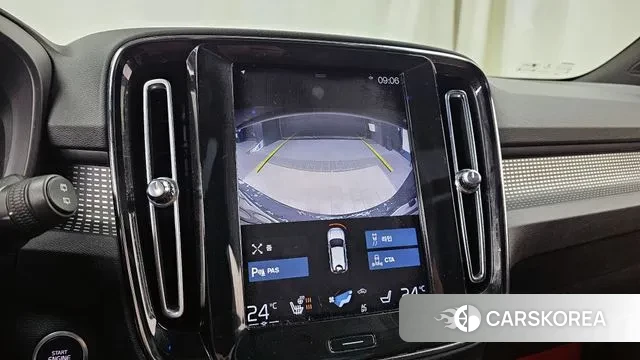 Volvo XC40 2020 Белый из Кореи, фото 6