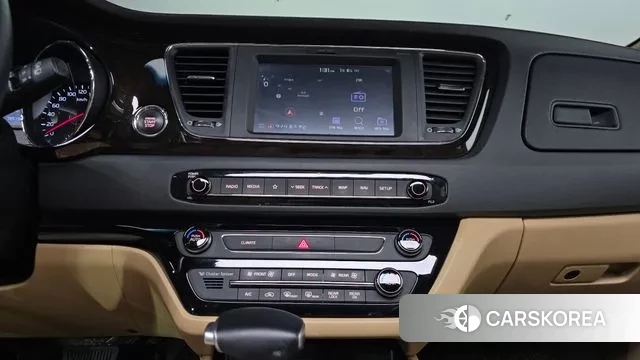 Kia The New Carnival 2020 Черный из Кореи, фото 6