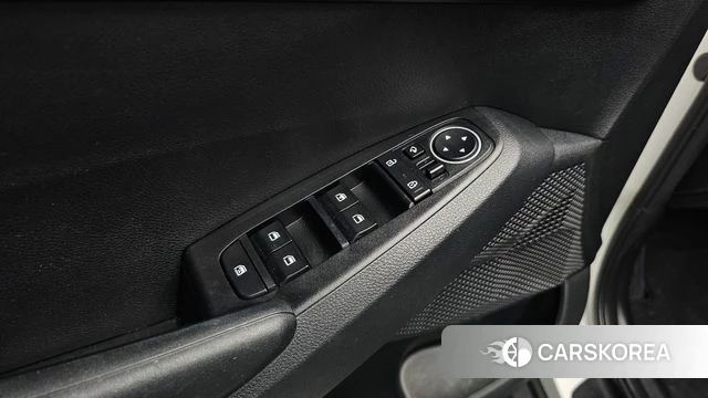 Kia Seltos 2022 Белый из Кореи, фото 6