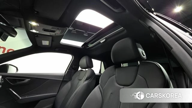 Audi Q2 2023 Черный из Кореи, фото 6