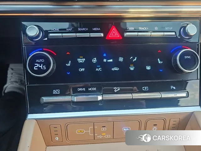 Hyundai Santa Fe (MX5) 2024 Белый из Кореи, фото 6