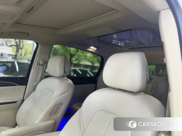Buick GL8 2024 Белый из Китая, фото 6