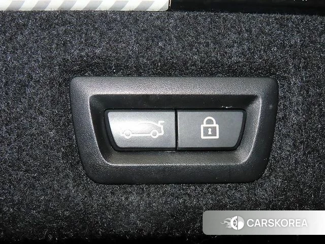 BMW 5 Series (G30) 2018 Черный из Кореи, фото 6