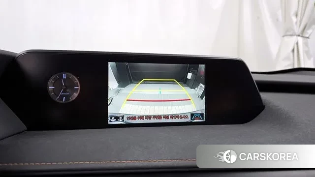 Lexus UX250h 2019 Белый из Кореи, фото 6