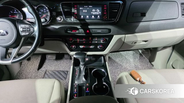 Kia The New Carnival 2018 Белый из Кореи, фото 6