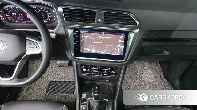 Volkswagen Tiguan second Generation 2022 Белый из Кореи, фото 6