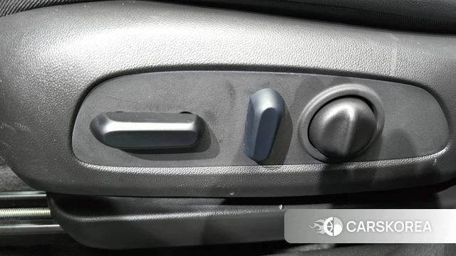 Chevrolet (GM Daewoo) Trailblazer 2023 Черный из Кореи, фото 6