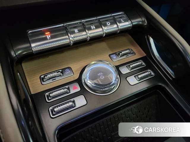 Lincoln Nautilus 2nd Generation 2023 Белый из Кореи, фото 6