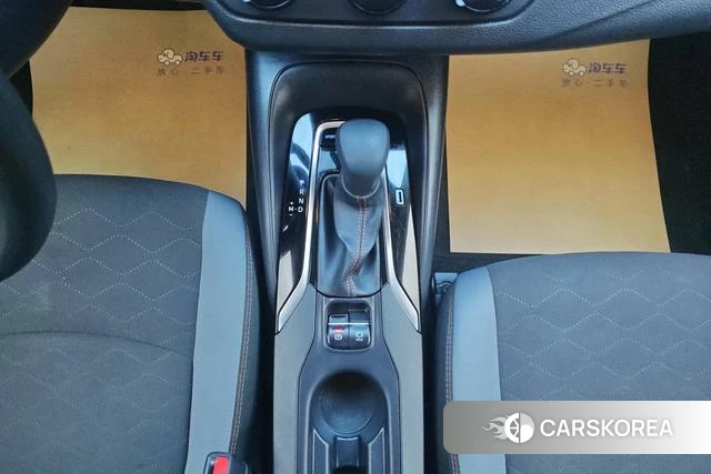 Toyota Corolla 2023 Белый из Китая, фото 6