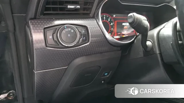 Ford Mustang 2019 Черный из Кореи, фото 6