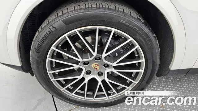 Porsche Cayenne (PO536) id 2670805 из Кореи 6