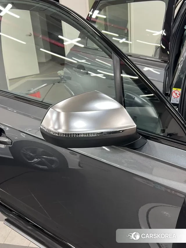 Audi SQ7 (4M) id 3471791 из Кореи 6